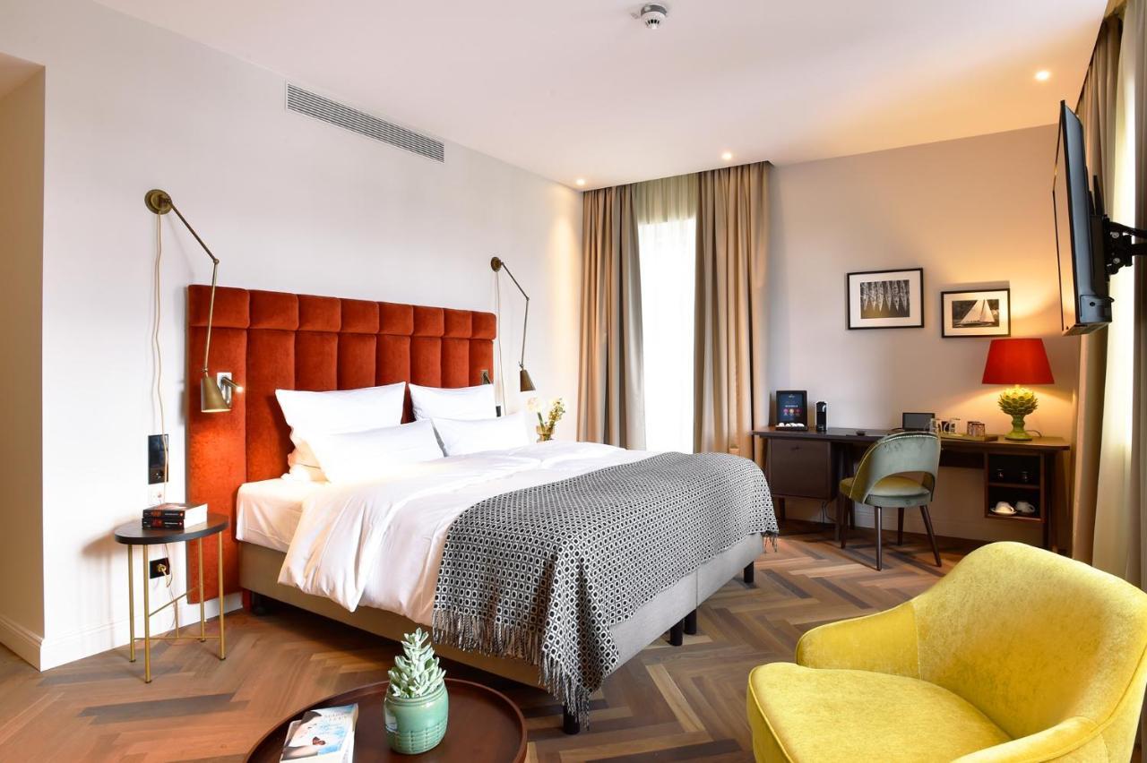 Das James Flensburg Exteriér fotografie Deluxe room
