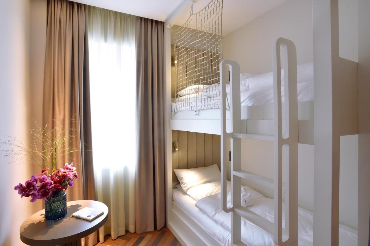 Das James Flensburg Exteriér fotografie A room at the hotel